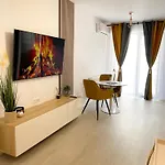 Metropolis Elegance Apartament *