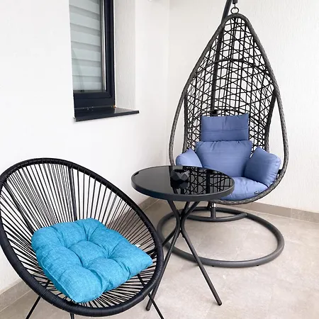 Metropolis Elegance Apartment