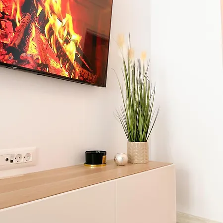Metropolis Elegance Apartman *