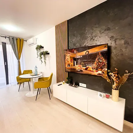 Metropolis Elegance Apartment