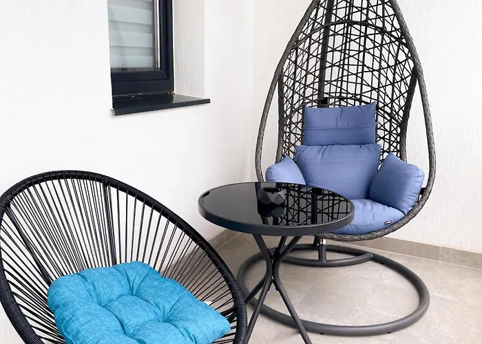 Metropolis Elegance Apartment