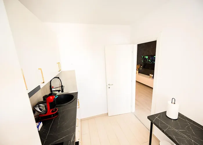 Metropolis Elegance Apartamento *